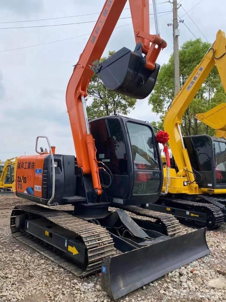 Hitachi Zaxis 70 Vikšriniai ekskavatoriai