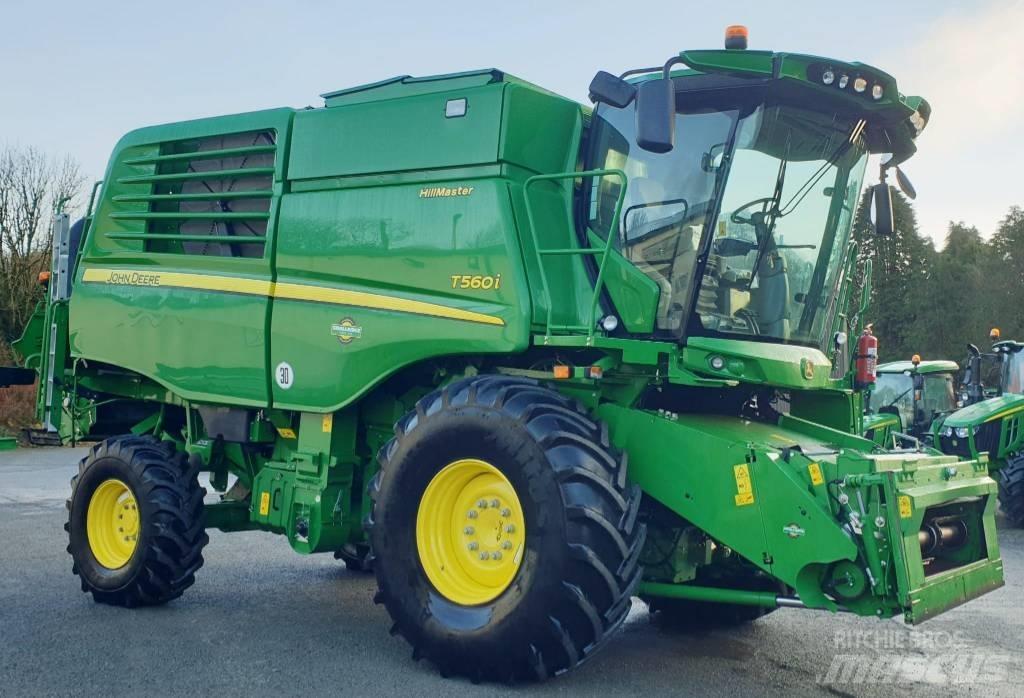 John Deere T 560 i Derliaus nuėmimo kombainai