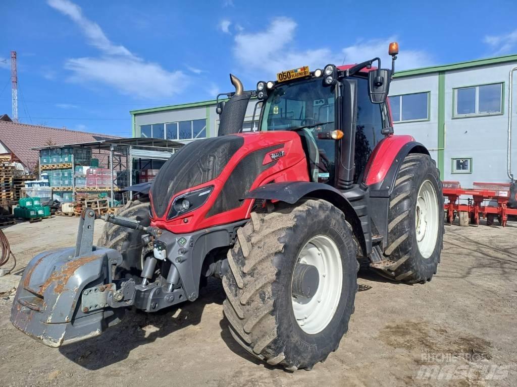 Valtra T 254 Traktoriai