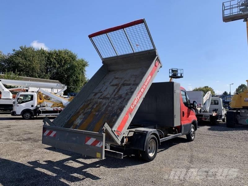 Iveco 35C12 - Tipper Savivarčių priekabų vilkikai