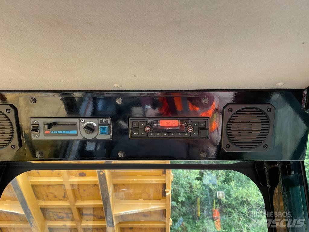 Morooka MST 1500 V D Vikšrinė savivartė technika