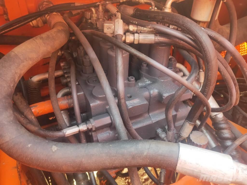 Doosan DH220LC-7 Vikšriniai ekskavatoriai