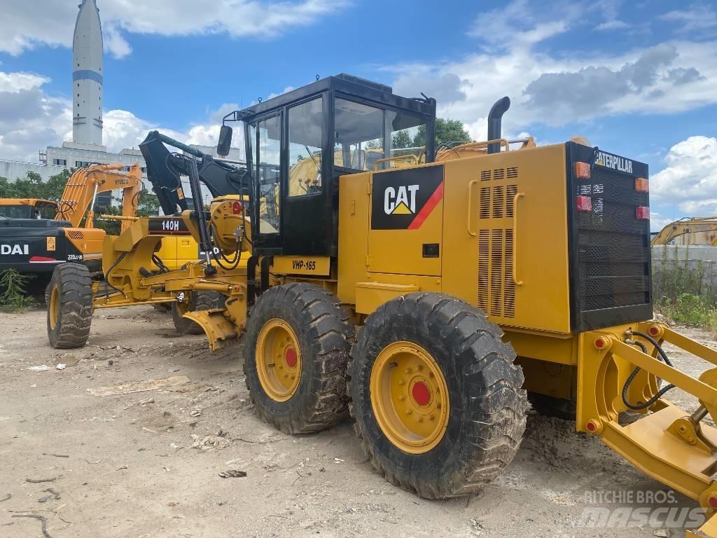 CAT 140 H Greideriai