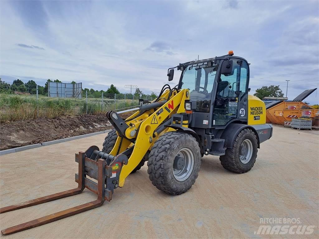 Wacker Neuson WL60 Naudoti ratiniai krautuvai