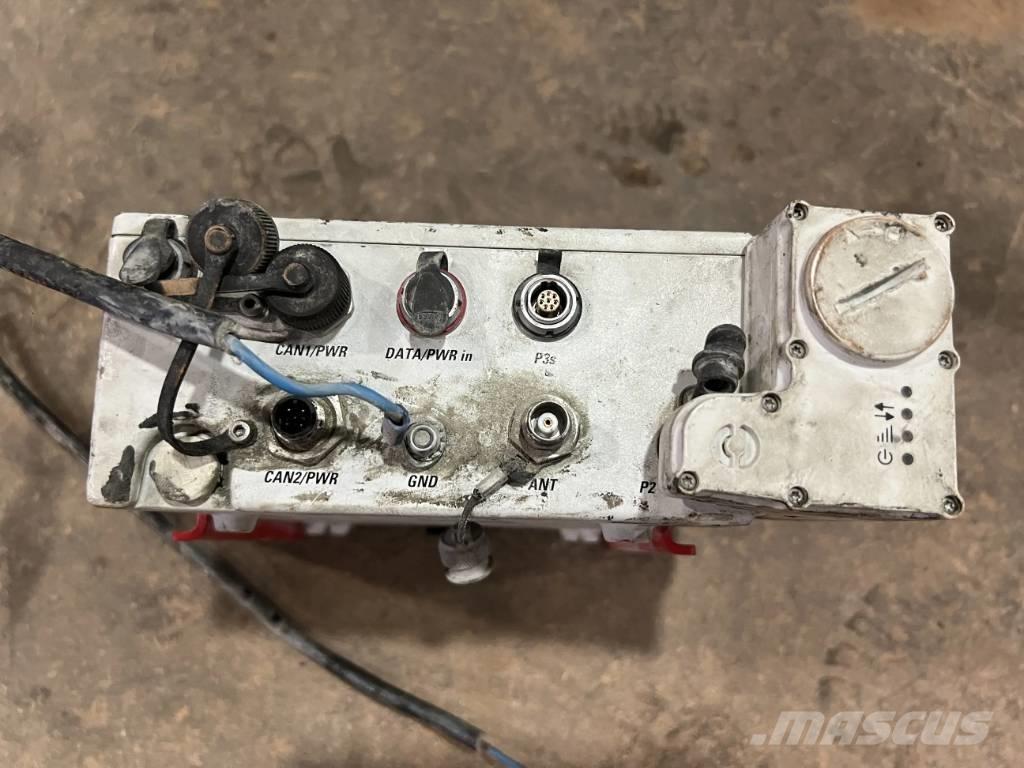 Leica MNS1250 GG GPS Kiti naudoti statybos komponentai