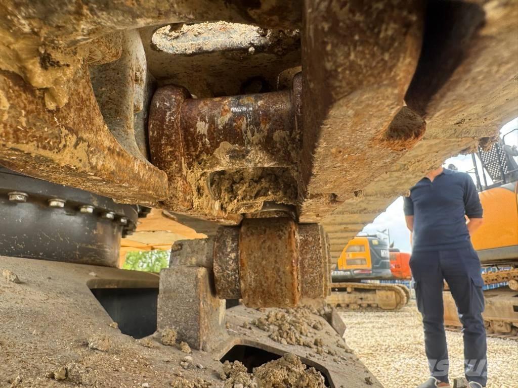 CASE CX 250 D Vikšriniai ekskavatoriai