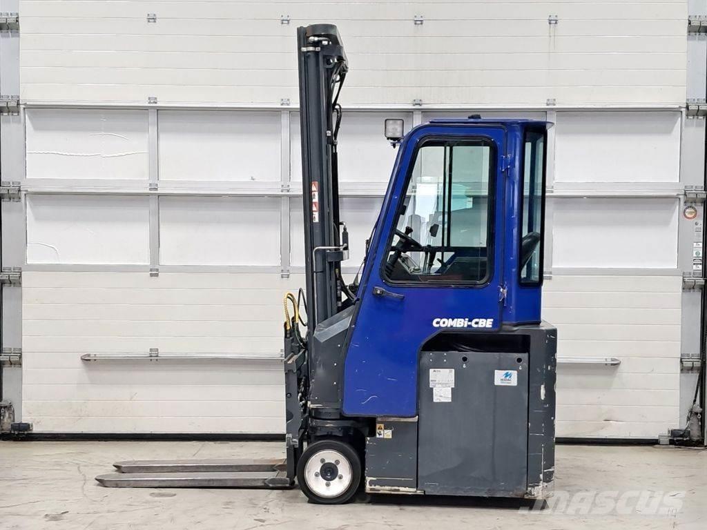 Combilift CBE3000 Krautuvai su pakrovimu iš šonų