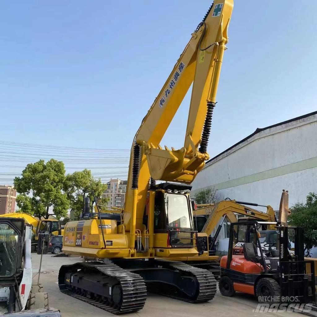 Komatsu PC 200-8N1 Vikšriniai ekskavatoriai