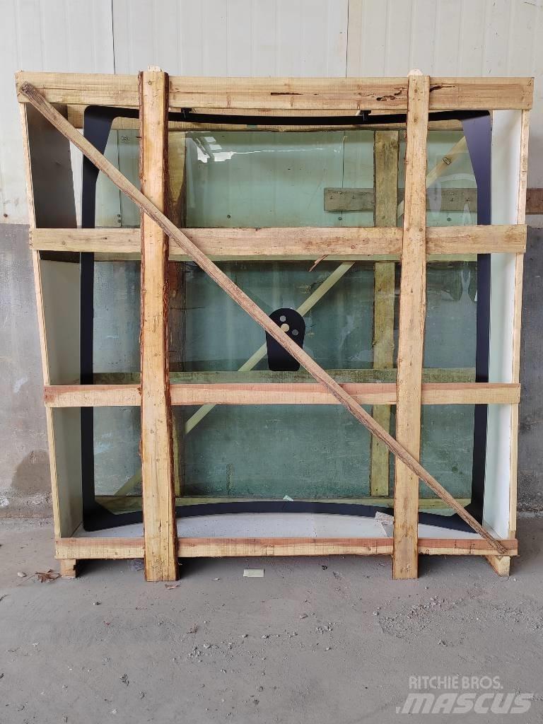 CLAAS Front window Kabinos