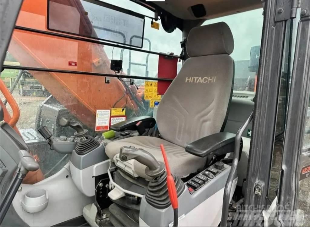 Hitachi ZX 300 LC-6 Vikšriniai ekskavatoriai