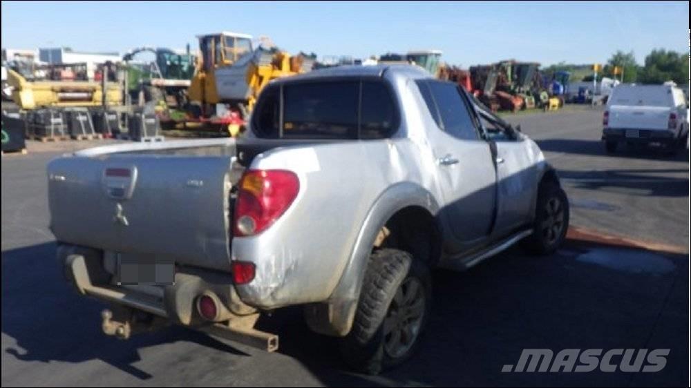 Mitsubishi L 200 3 Pikapai / Bortiniai sunkvežimiai