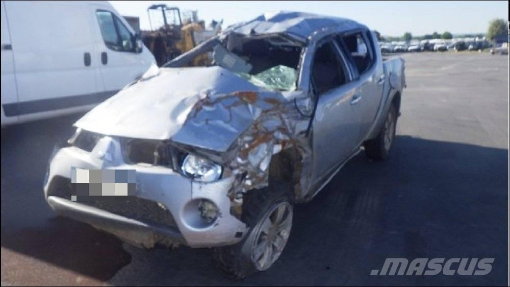 Mitsubishi L 200 3 Pikapai / Bortiniai sunkvežimiai