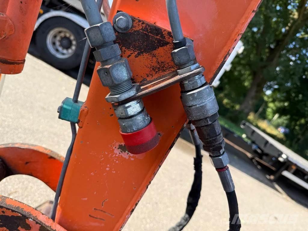Hitachi ZX30U Mini ekskavatoriai < 7 t