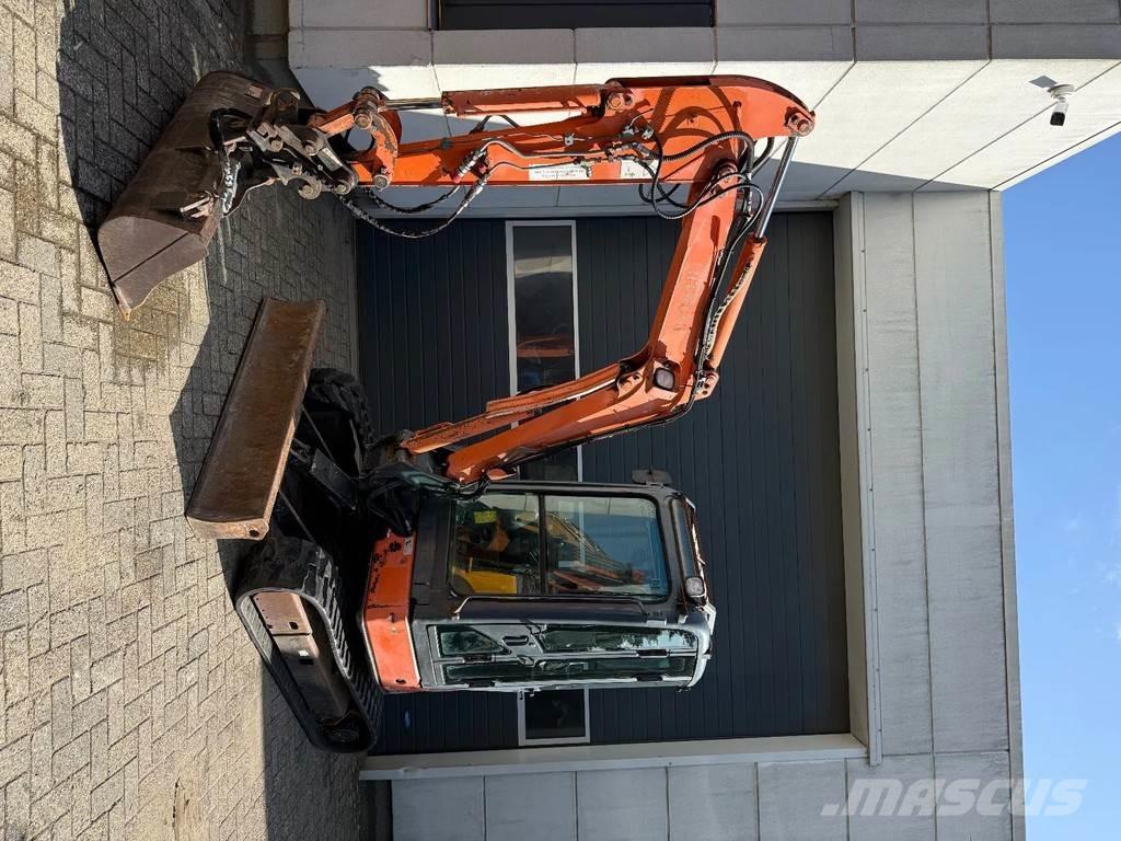 Hitachi ZX30U Mini ekskavatoriai < 7 t