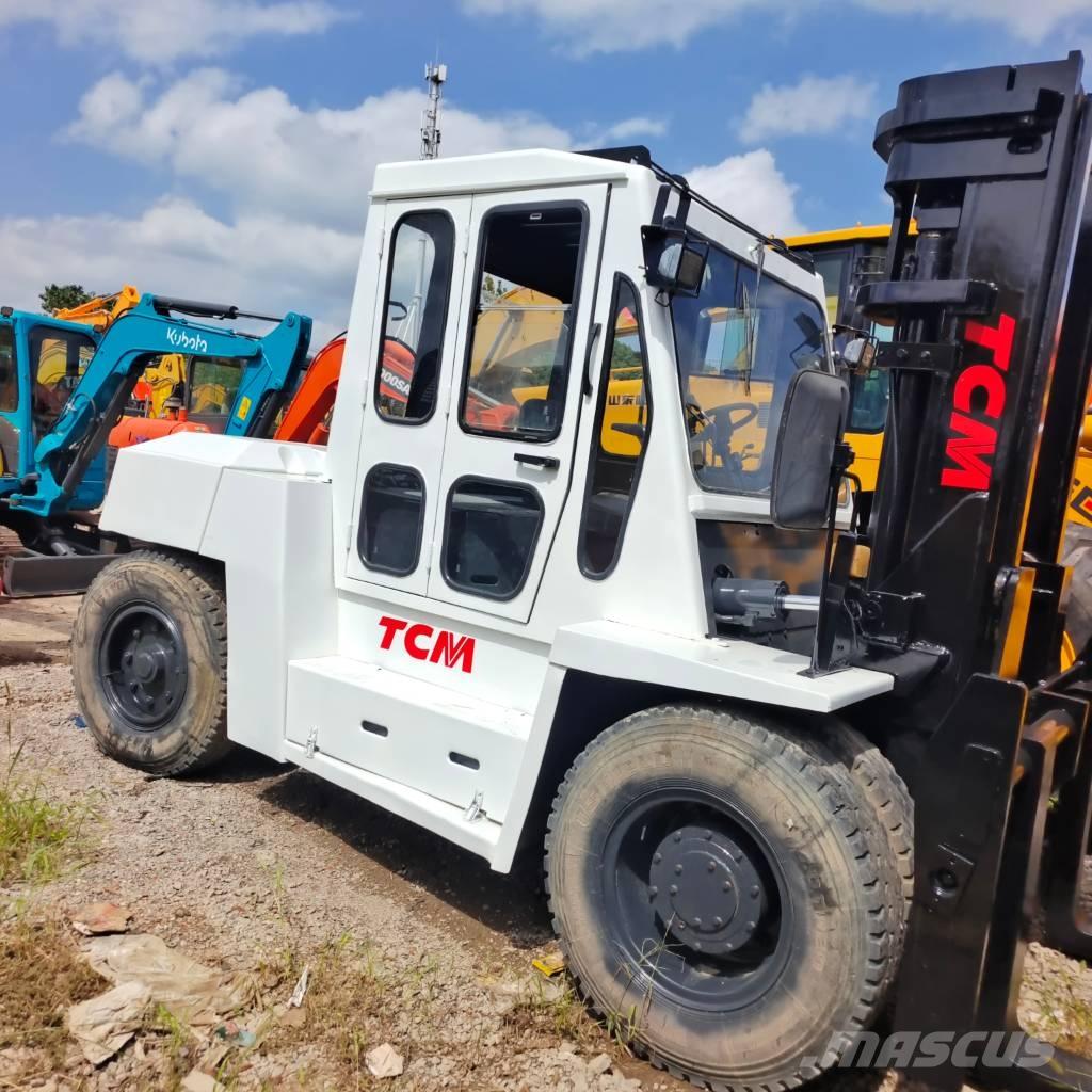 TCM FD 100 Dyzeliniai krautuvai