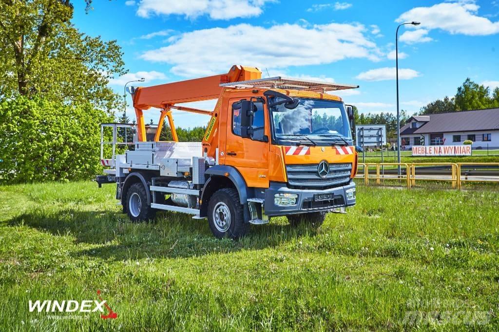 Palfinger P 250 BK Ant vilkikų montuojamos kėlimo platformos