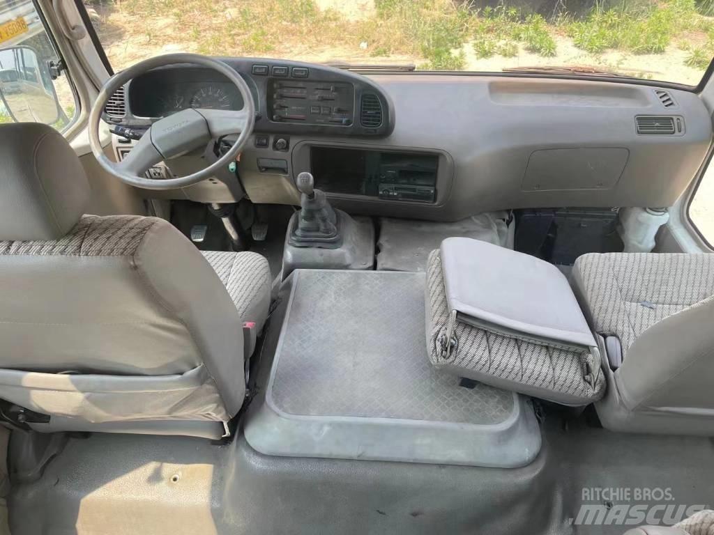 Toyota Coaster Bus Mikroautobusai