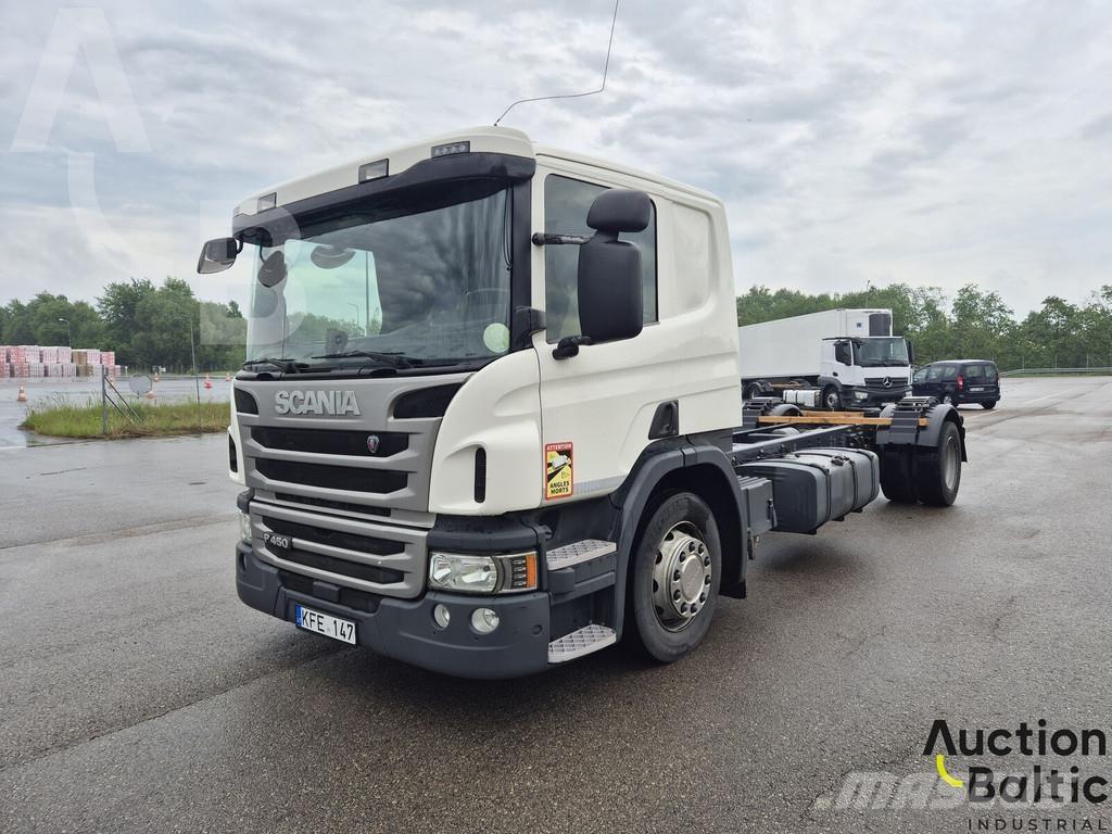 Scania P 450 Važiuoklė su kabina
