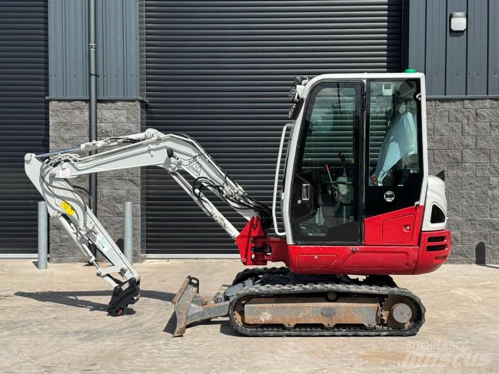 Takeuchi TB 230 Mini ekskavatoriai < 7 t
