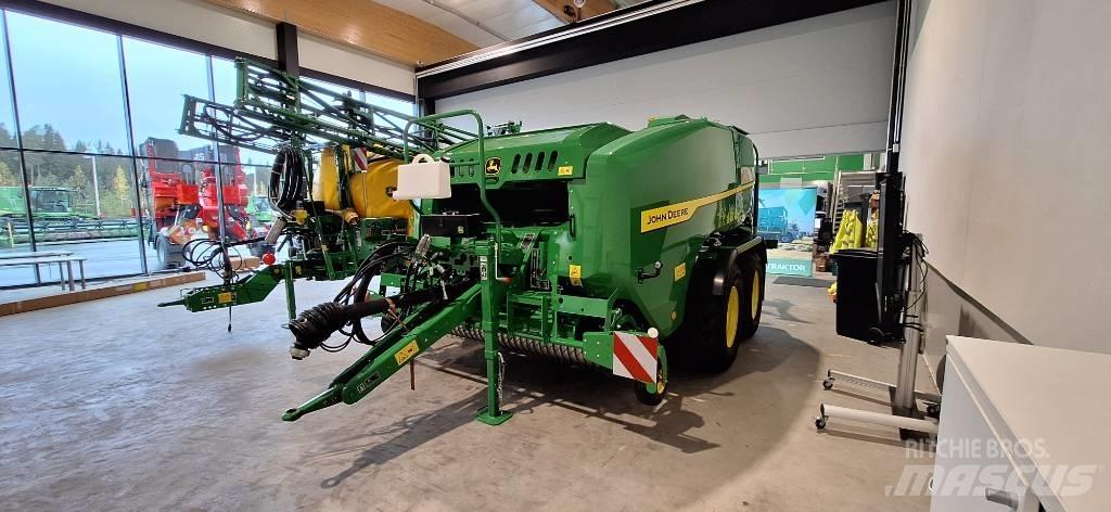 John Deere C441R Ritinių presai