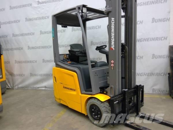 Jungheinrich EFG 112 Elektriniai šakiniai krautuvai