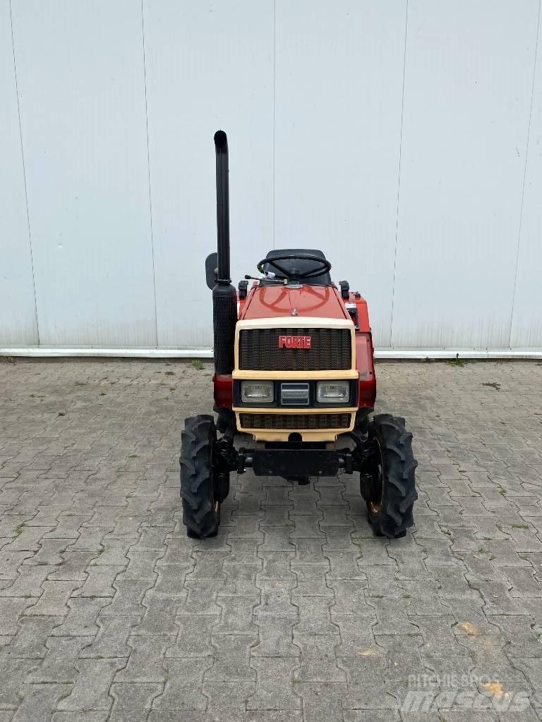 Yanmar F14 Naudoti kompaktiški traktoriai
