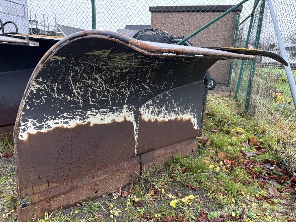 Uni-väg UV-320 Sniego peiliai ir valytuvai