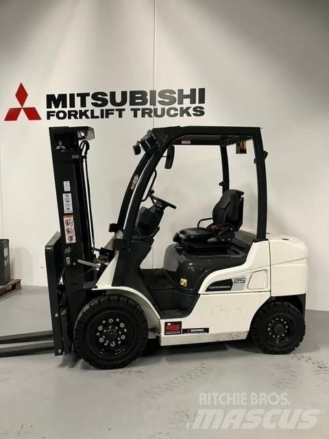 Mitsubishi FD25N3 Dyzeliniai krautuvai