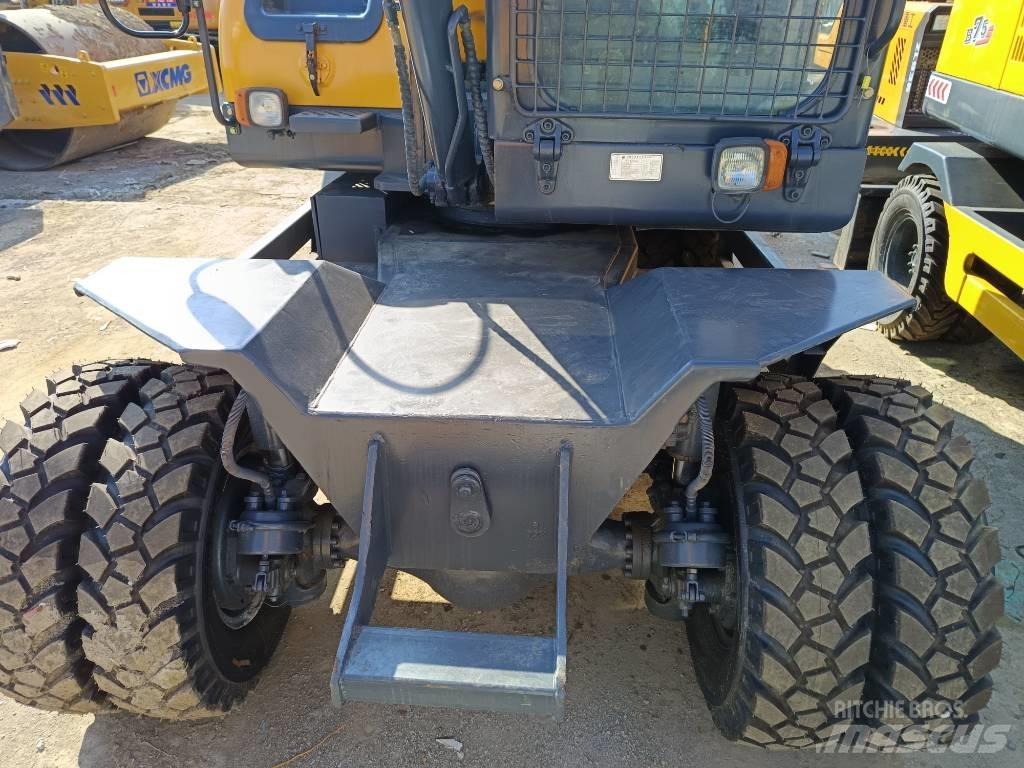 Xinyuan XYB75W-9 Vikšriniai ekskavatoriai