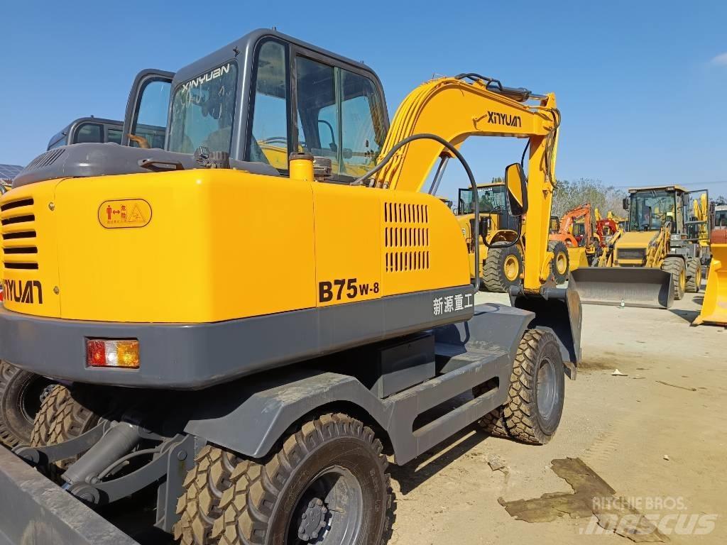 Xinyuan XYB75W-9 Vikšriniai ekskavatoriai