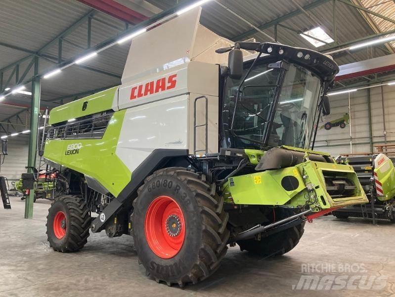 CLAAS LEXION 6800 Derliaus nuėmimo kombainai