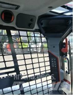 Bobcat T 76 Krautuvai su šoniniu pasukimu