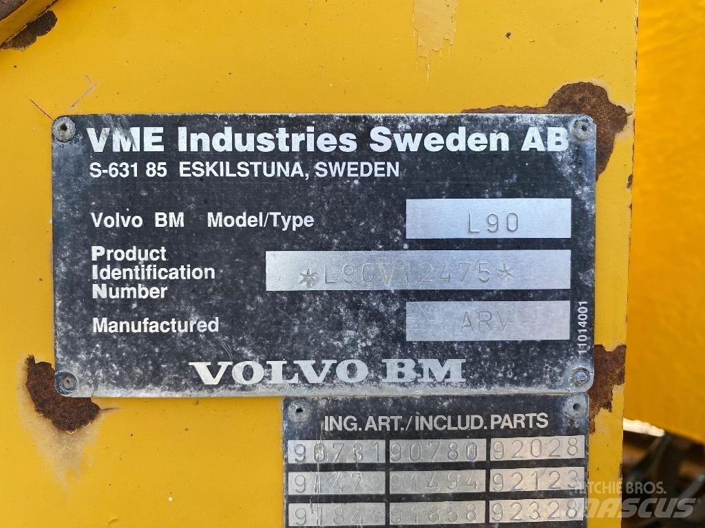 Volvo BM L 90 Naudoti ratiniai krautuvai