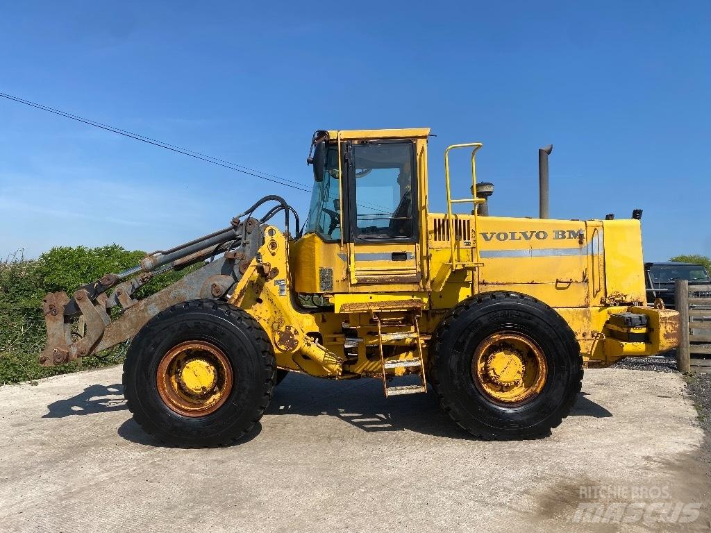 Volvo BM L 90 Naudoti ratiniai krautuvai