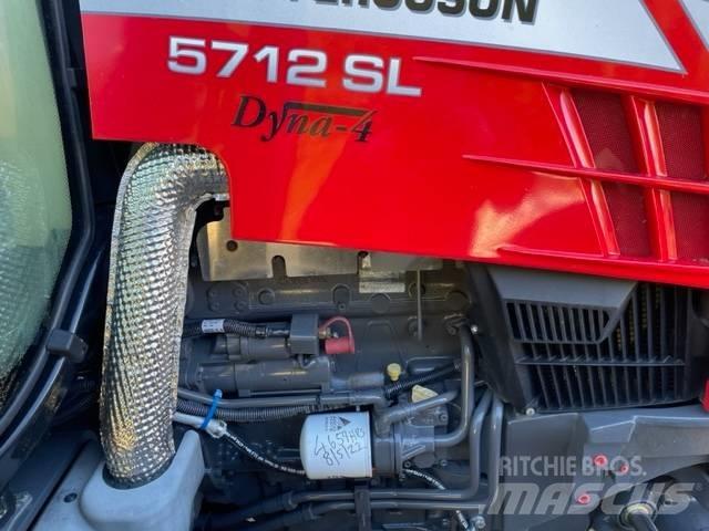 Massey Ferguson 5712 Traktoriai