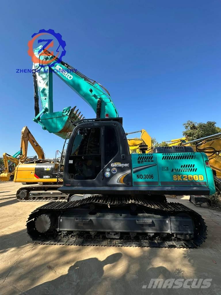 Kobelco SK 200 Vikšriniai ekskavatoriai