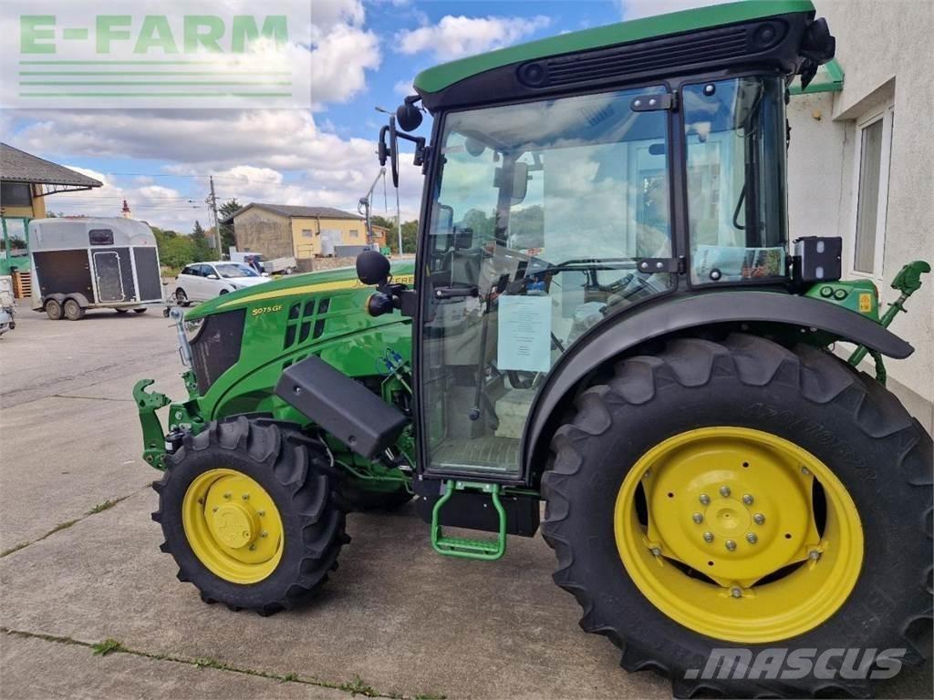 John Deere 5075 GF Traktoriai