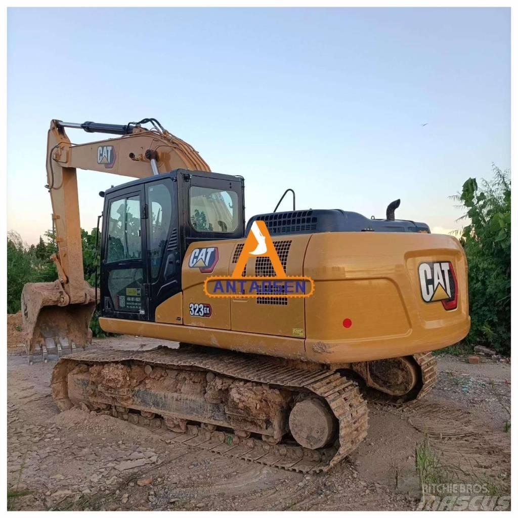 CAT CAT 323GX Amfibiniai ekskavatoriai