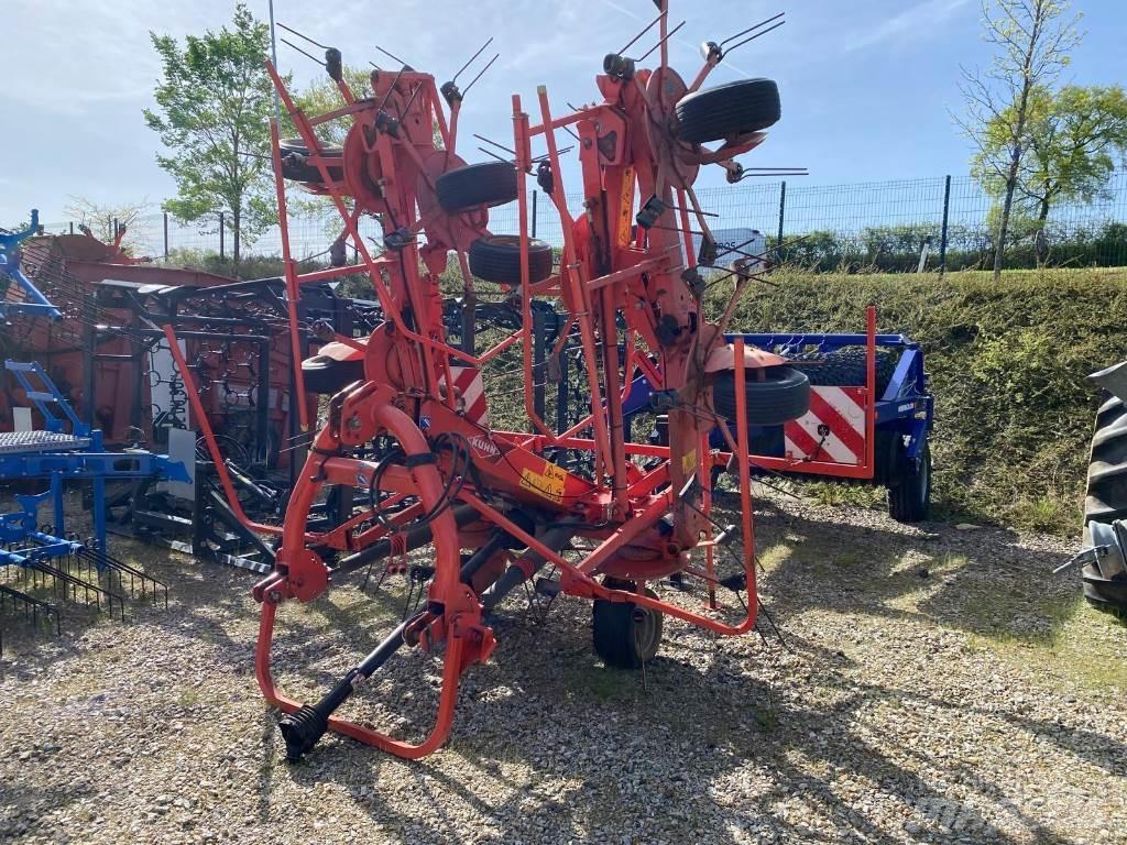 Kuhn GF8702 Šieno grėbliai ir vartytuvai