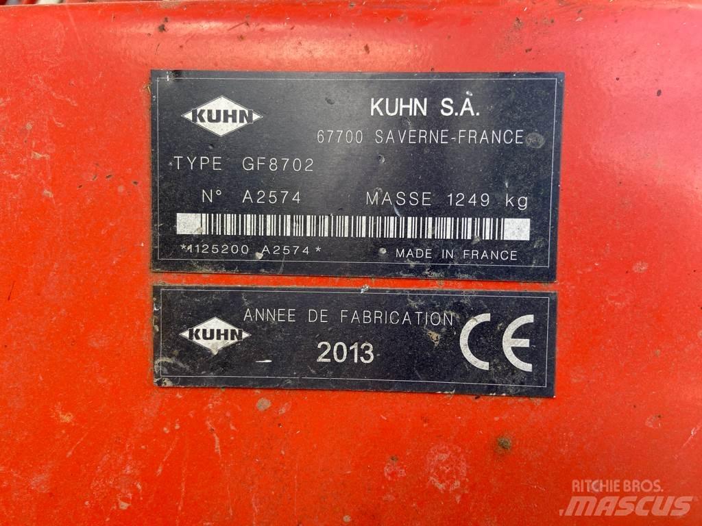 Kuhn GF8702 Šieno grėbliai ir vartytuvai