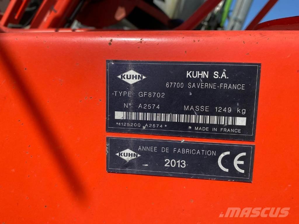 Kuhn GF8702 Šieno grėbliai ir vartytuvai