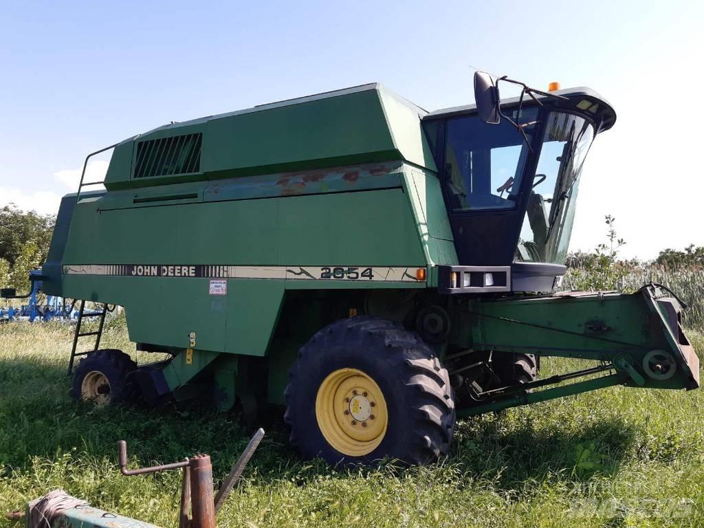 John Deere 2054 Derliaus nuėmimo kombainai