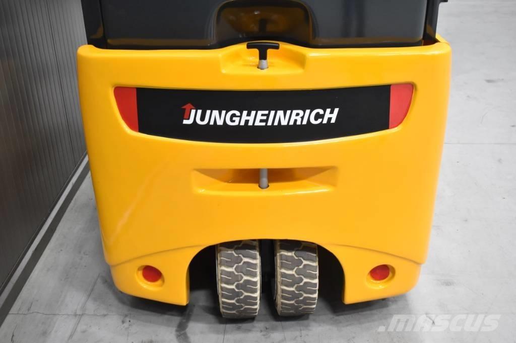 Jungheinrich EFG 215 Elektriniai šakiniai krautuvai