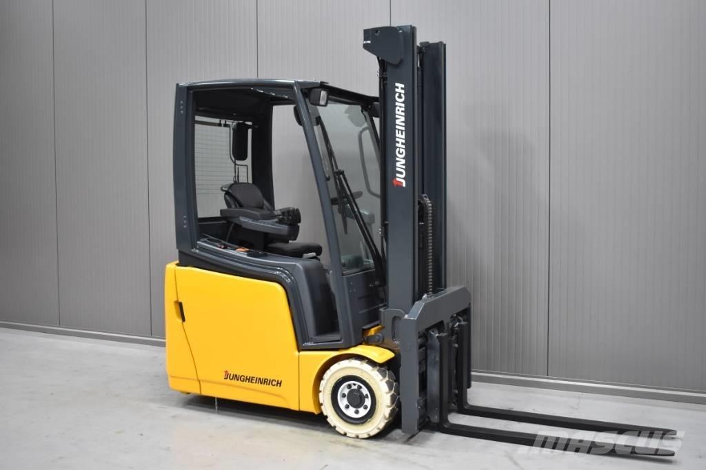 Jungheinrich EFG 215 Elektriniai šakiniai krautuvai