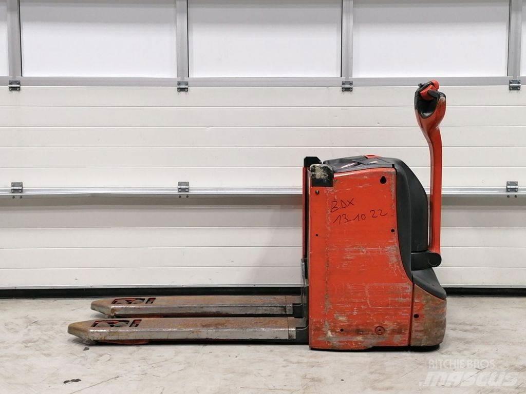 Linde T16L Mažų aukščių keltuvai