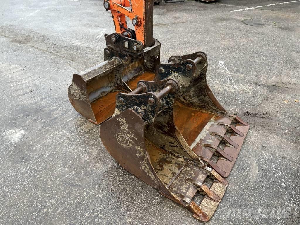 Doosan DX 85 R-3 Vidutinės galios ekskavatoriai 7-12 t