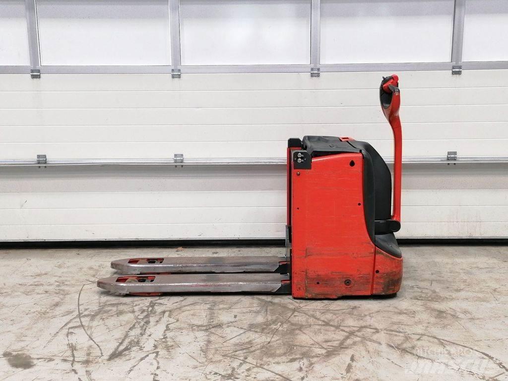 Linde T16L Mažų aukščių keltuvai