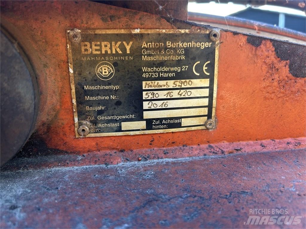  Berky Mejekurv Statyba - Kita