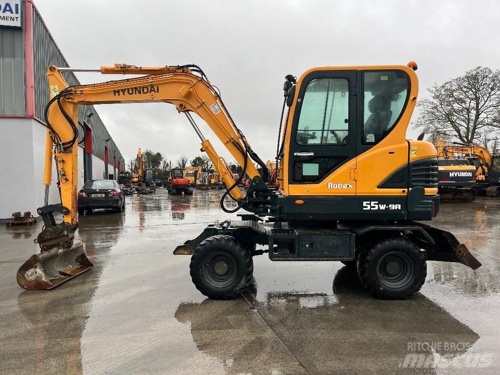 Hyundai R55W-9A Ratiniai ekskavatoriai