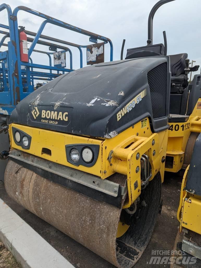Bomag BW 120 AD-3 Porinių būgnų volai